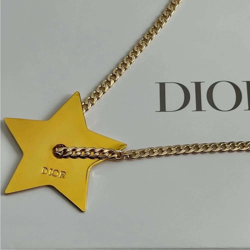 Dior Gold Medal Star Charm - Picture 3 of 4
